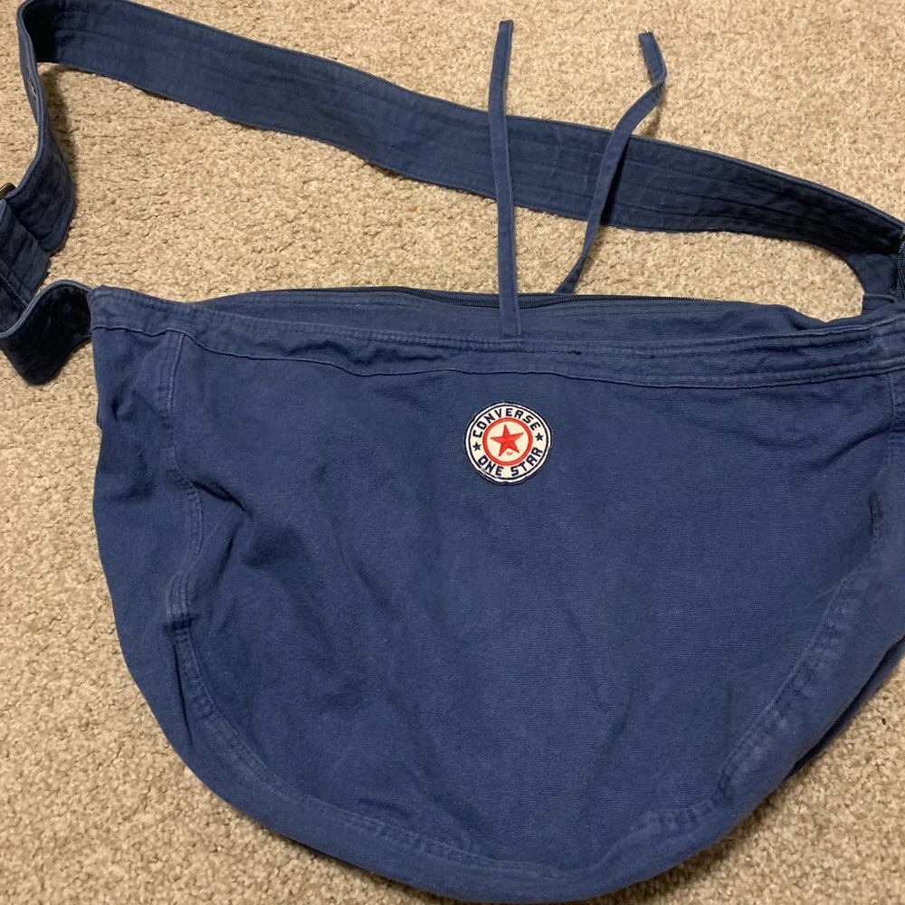 Converse over shoulder duffel bag